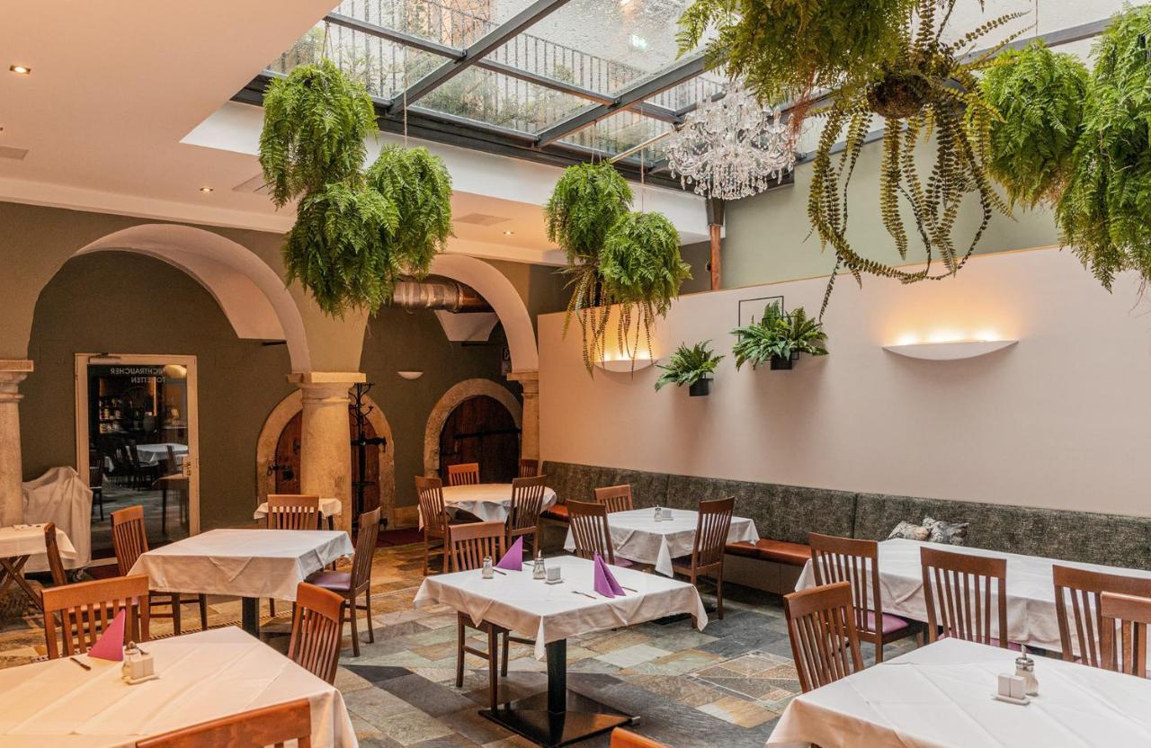 Boutique Hotel Dom - Rooms & Suites Graz Luaran gambar