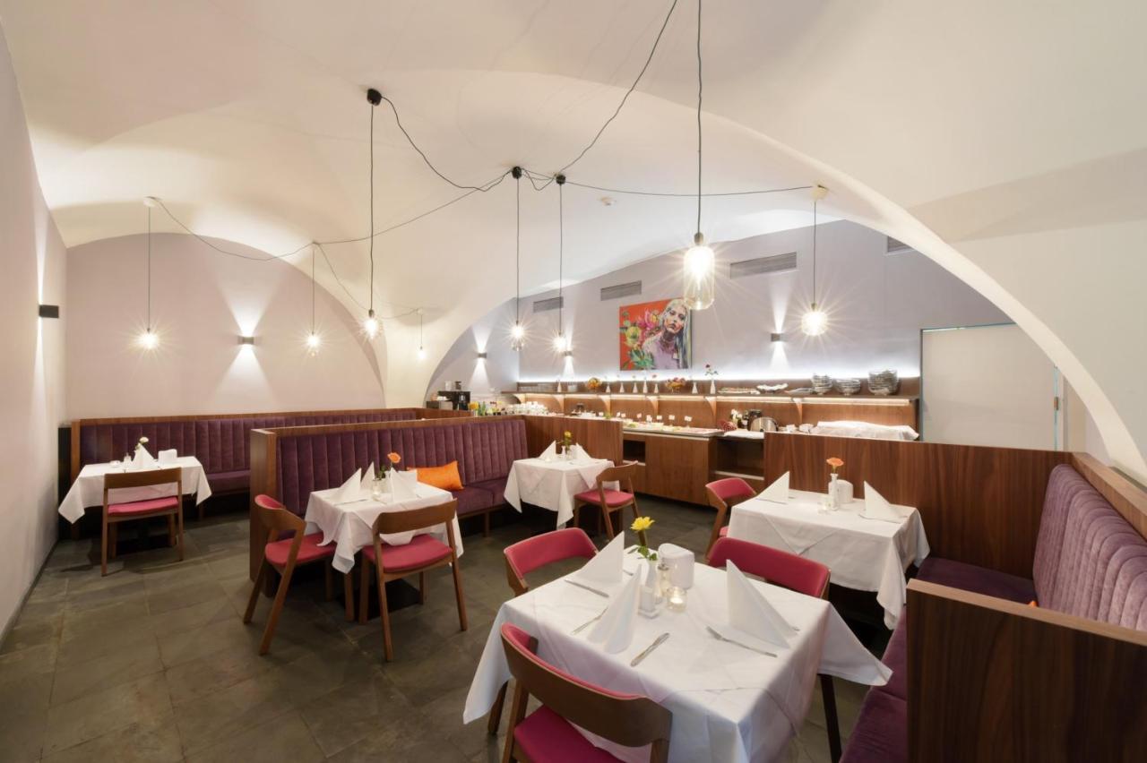 Boutique Hotel Dom - Rooms & Suites Graz Luaran gambar