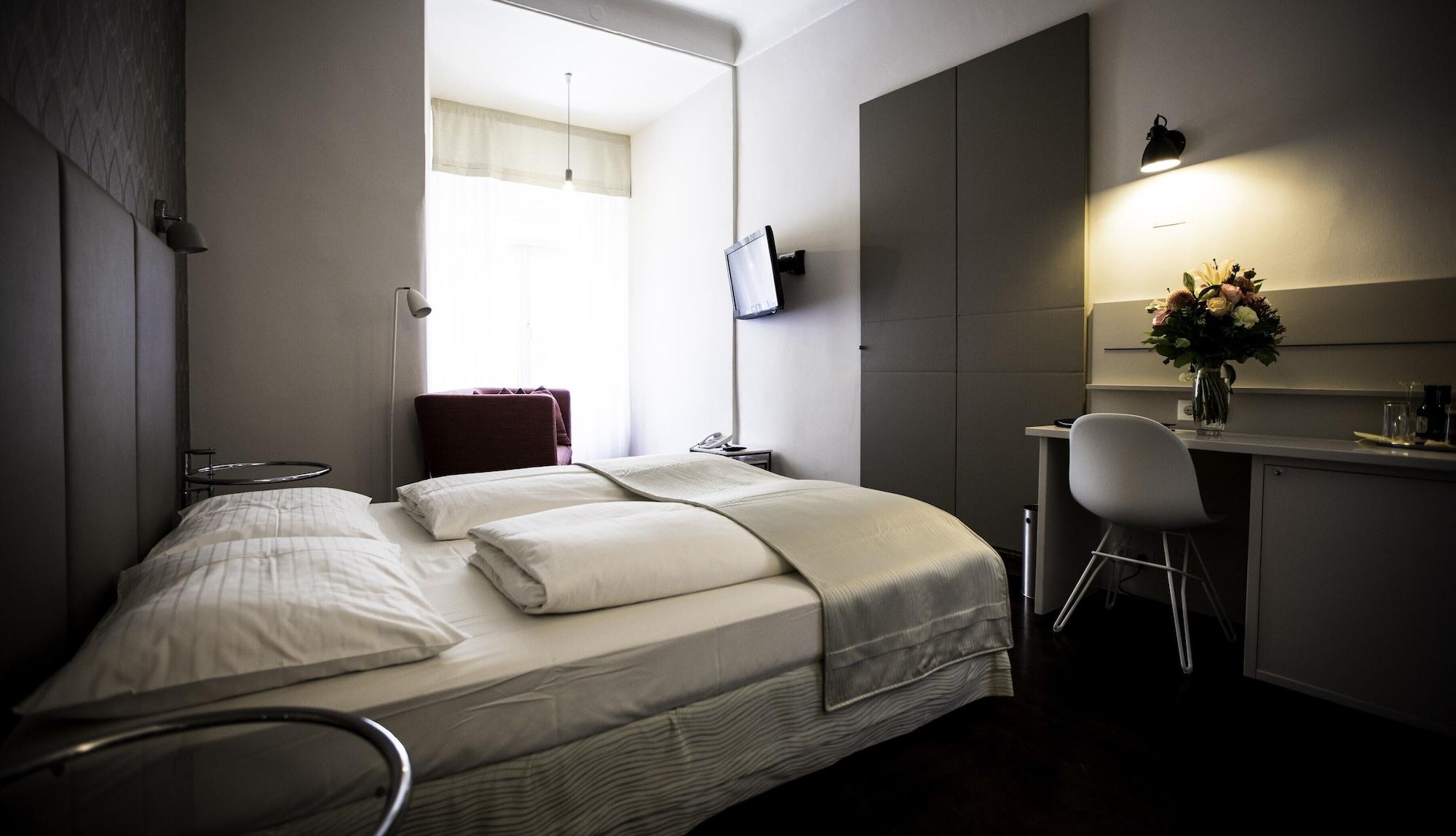 Boutique Hotel Dom - Rooms & Suites Graz Luaran gambar