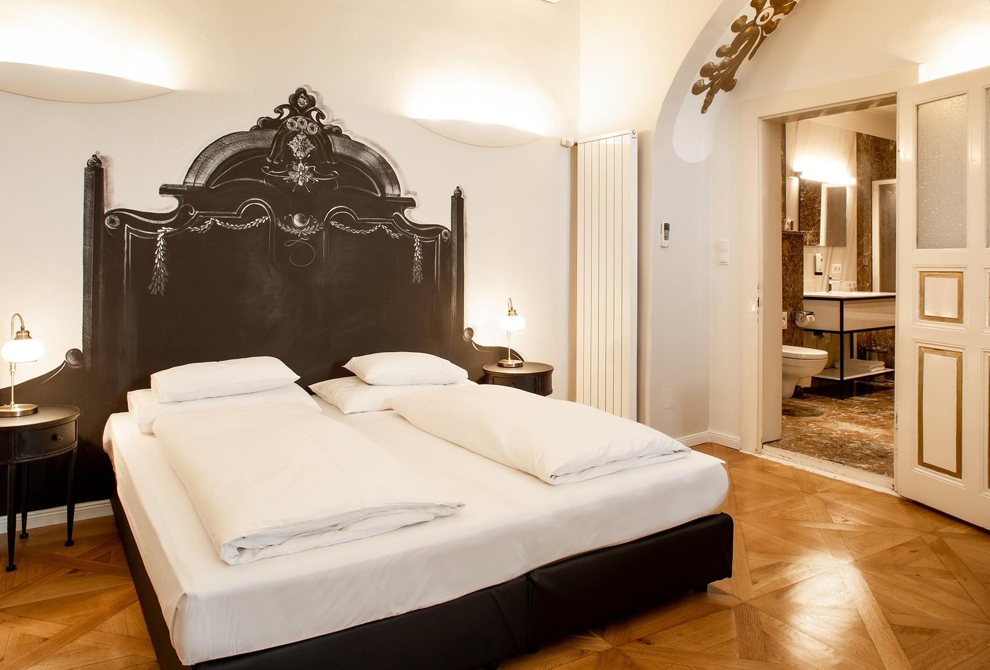 Boutique Hotel Dom - Rooms & Suites Graz Luaran gambar