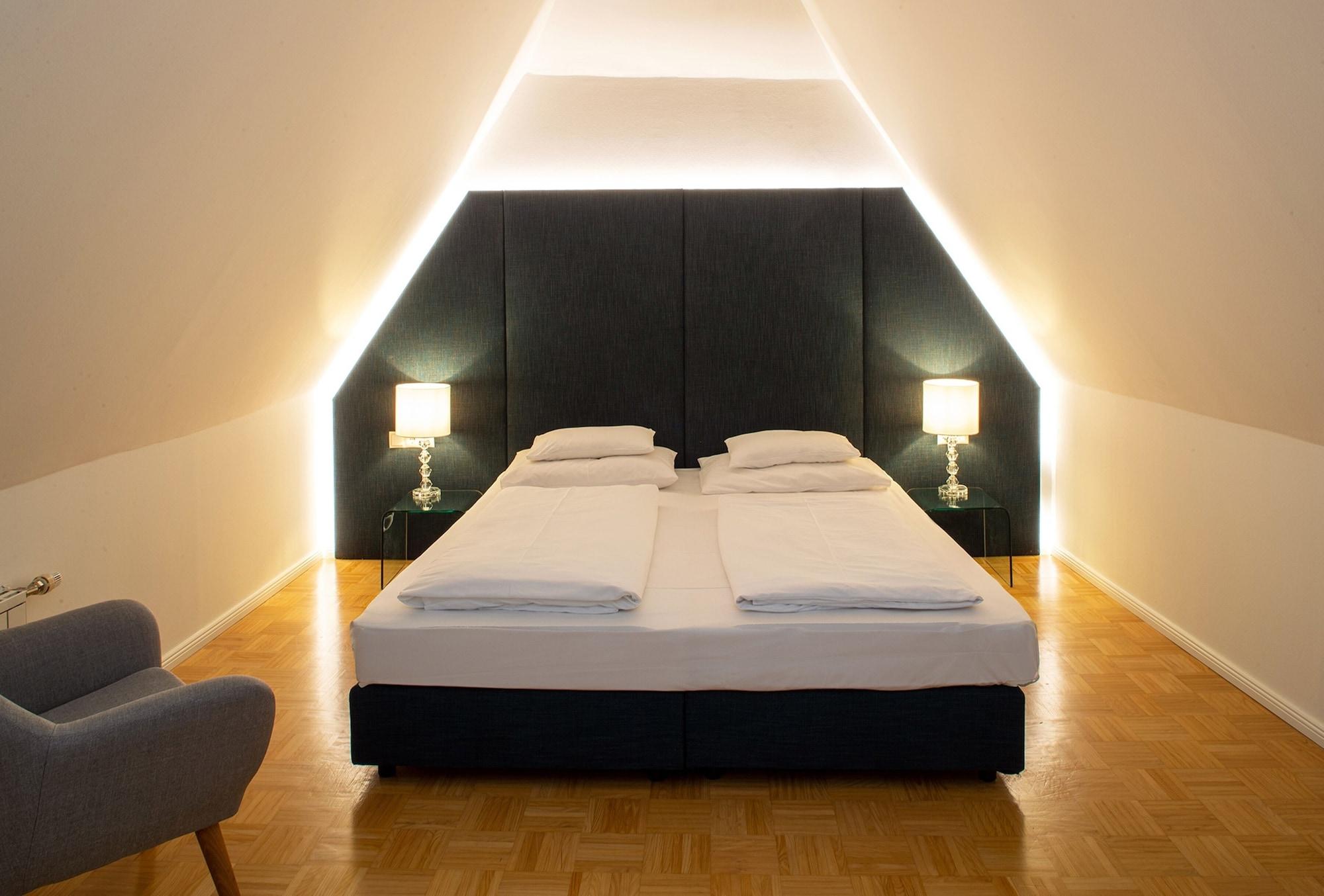 Boutique Hotel Dom - Rooms & Suites Graz Luaran gambar