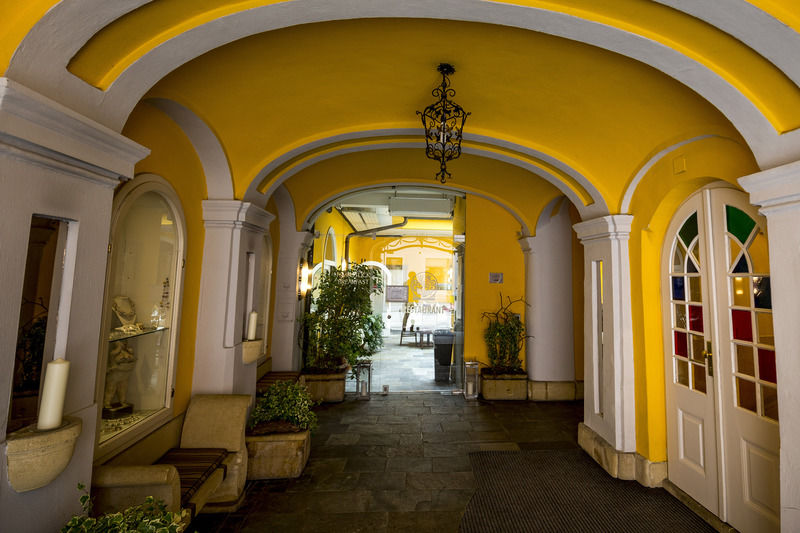 Boutique Hotel Dom - Rooms & Suites Graz Luaran gambar